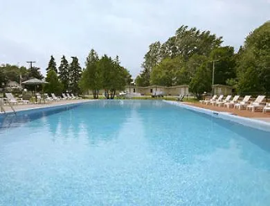 Ramada By Wyndham Gananoque Provincial Inn 